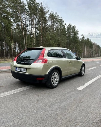 Volvo C30 cena 12900 przebieg: 297000, rok produkcji 2007 z Szepietowo małe 79